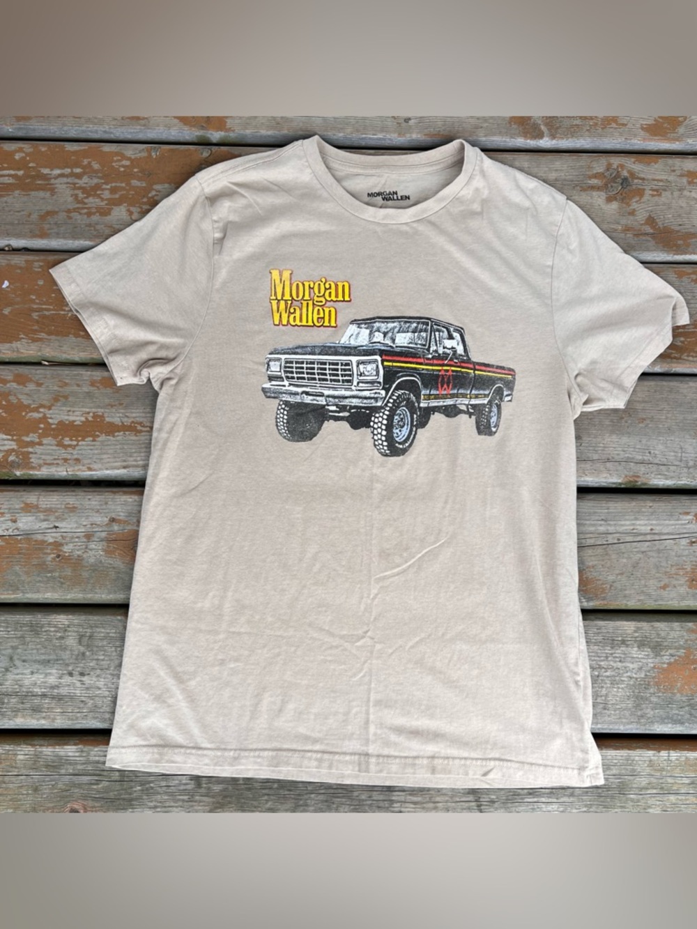 Morgan Wallen Beige Short Sleeve Top - Size XL